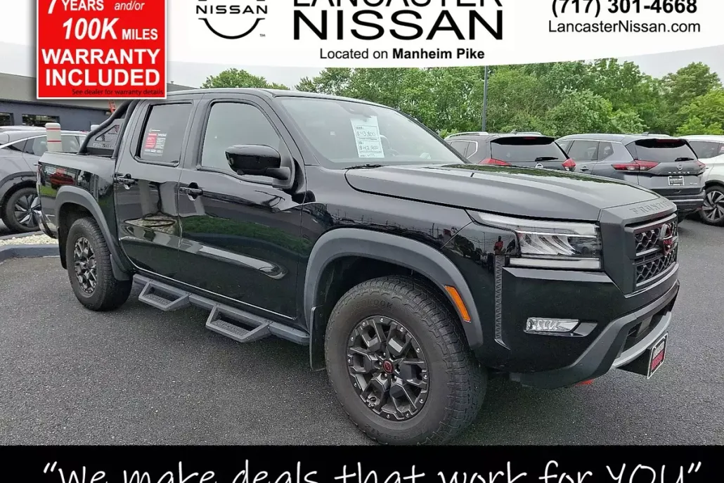 2023 Nissan Frontier PRO-4X photo 1