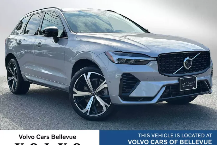 2023 Volvo XC60 Recharge Hybrid Ultimate photo 1