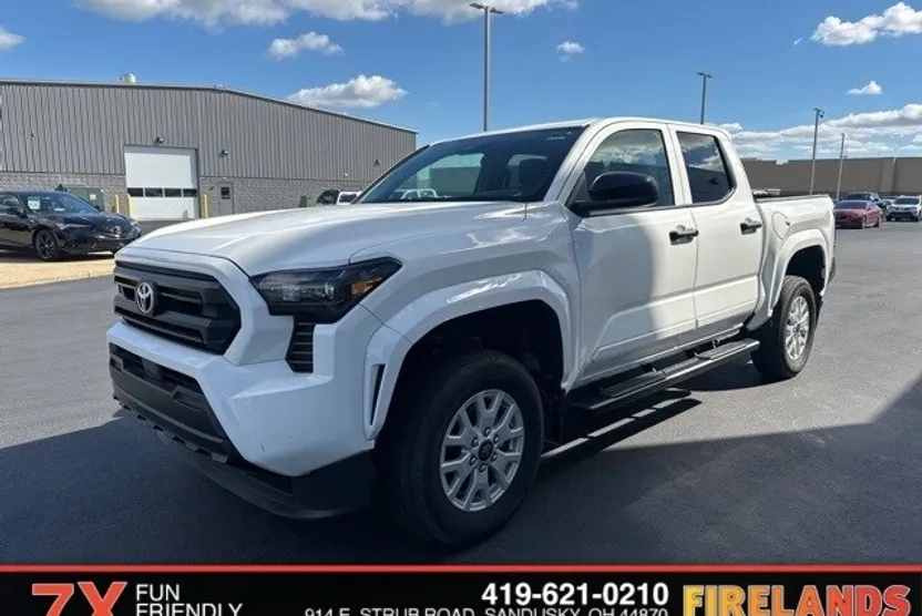 2024 Toyota Tacoma SR photo 1