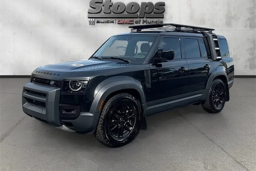 2023 Land Rover Defender SE photo 1