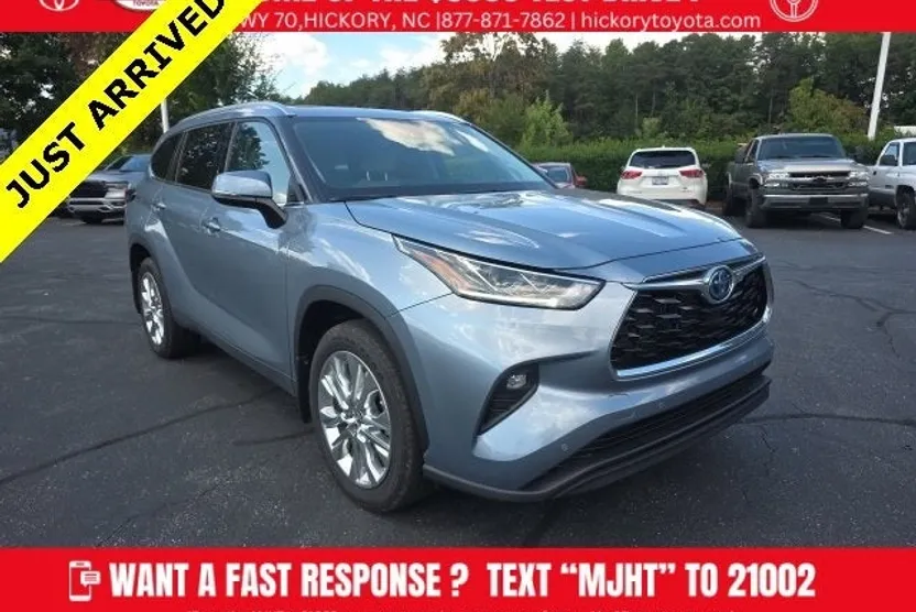 2024 Toyota Highlander Hybrid Limited photo 1