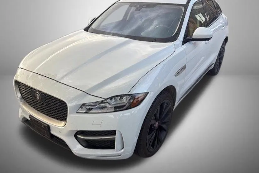 2018 Jaguar F-PACE R-Sport photo 1