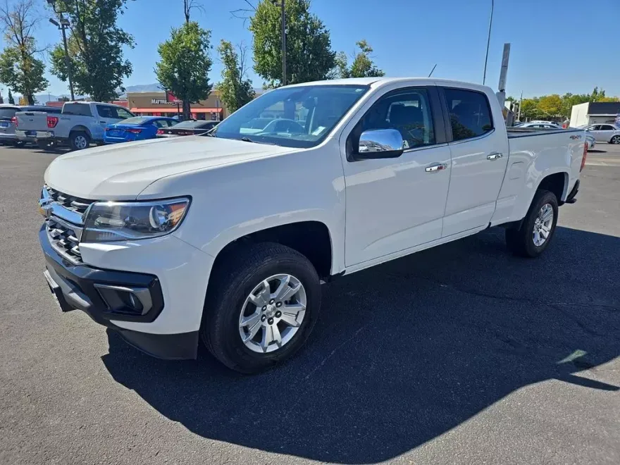 2022 Chevrolet Colorado LT photo 1