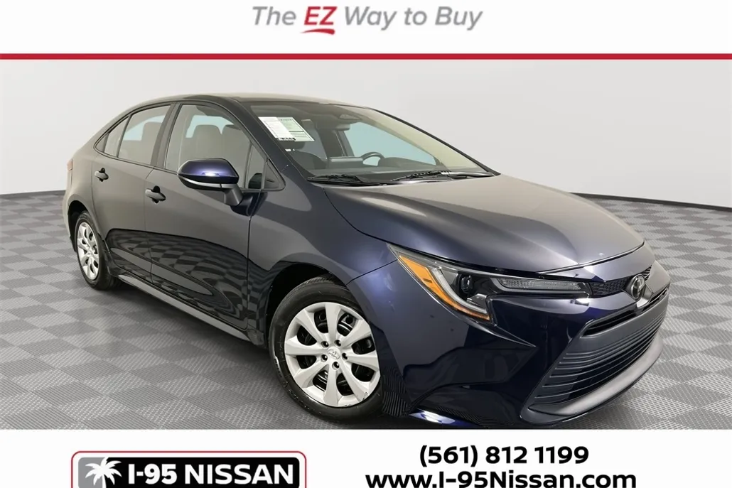 2024 Toyota Corolla LE photo 1
