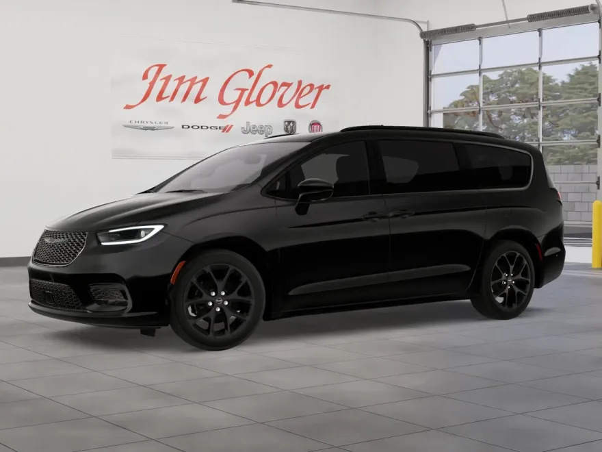 2026 Chrysler Pacifica photo 1