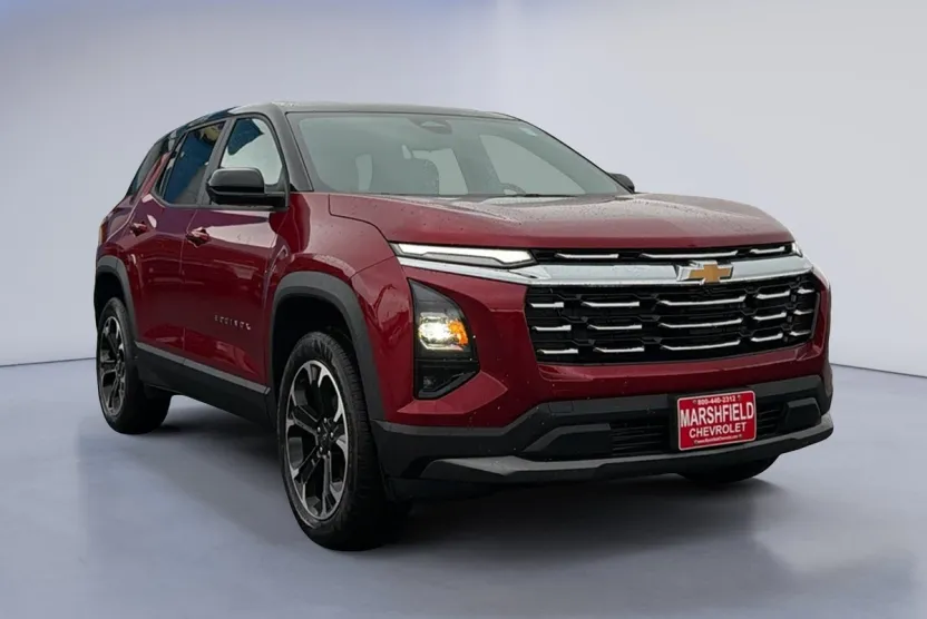 2026 Chevrolet Equinox LT photo 1