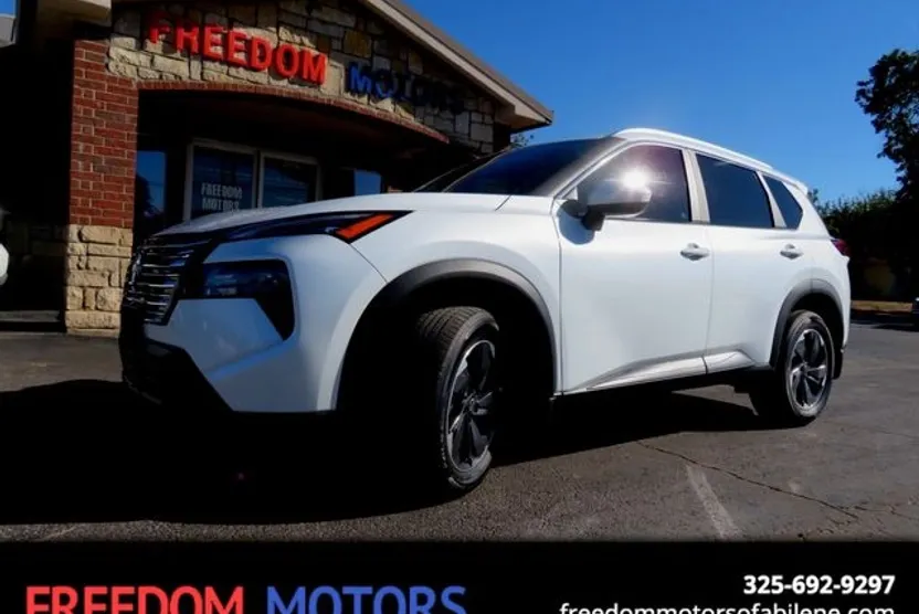 2025 Nissan Rogue SV photo 1