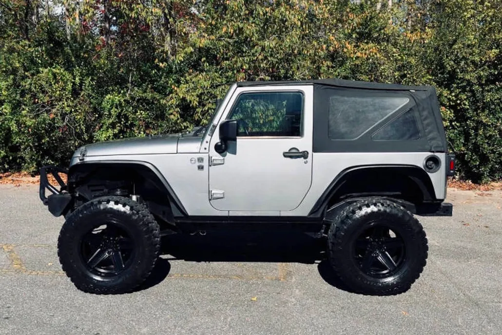 2014 Jeep Wrangler Sport photo 1