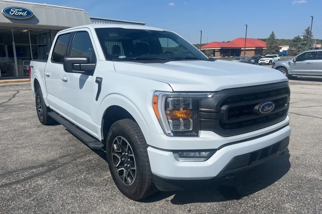 2022 Ford F-150 XLT photo 1