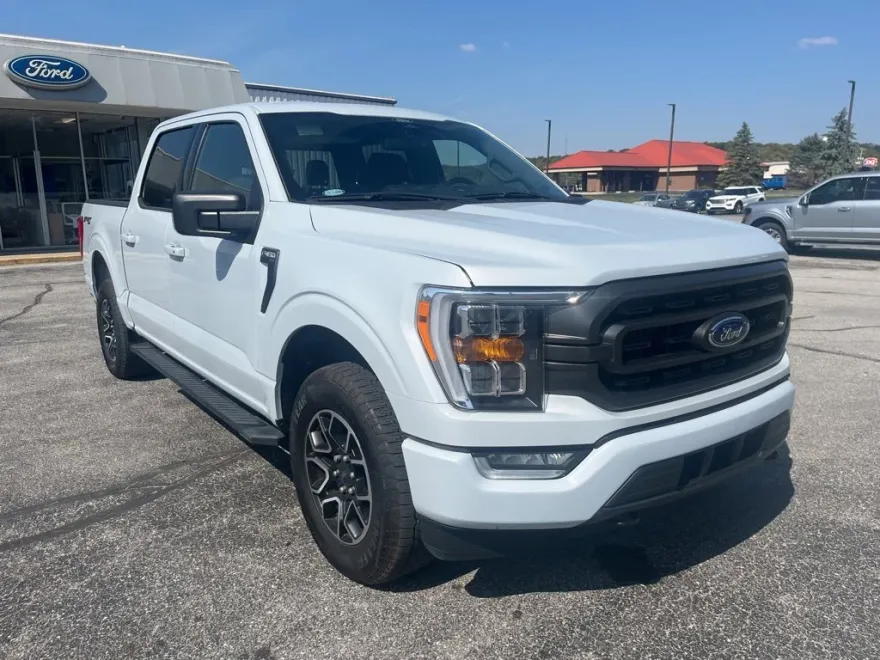 2022 Ford F-150 XLT photo 1
