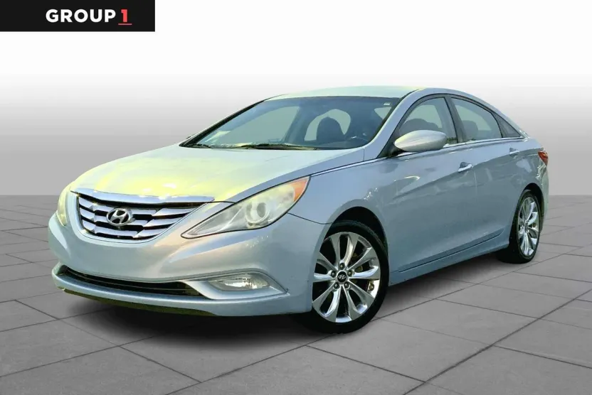 2012 Hyundai Sonata SE photo 1
