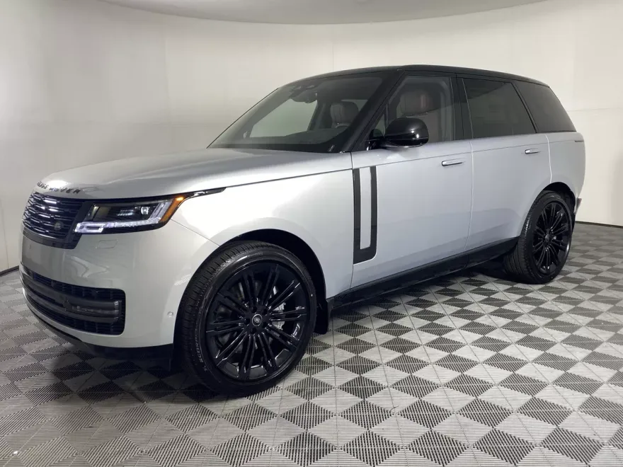2025 Land Rover Range Rover SE photo 1