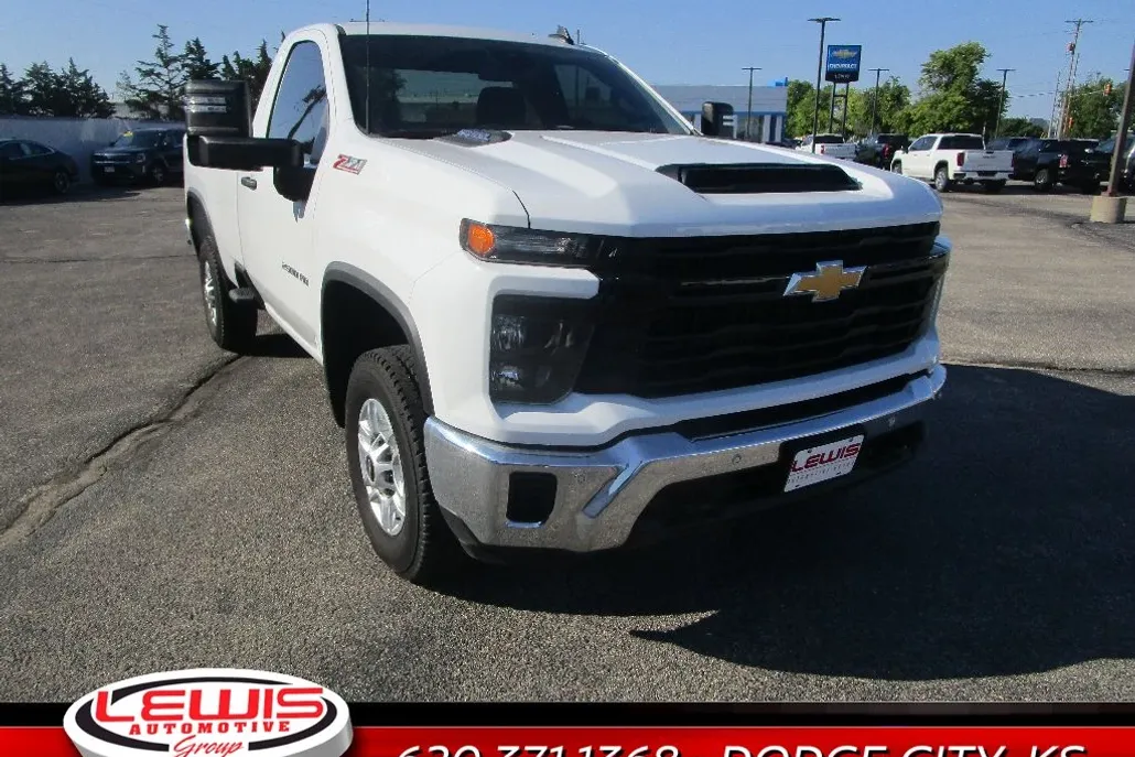 2025 Chevrolet Silverado 2500HD photo 1