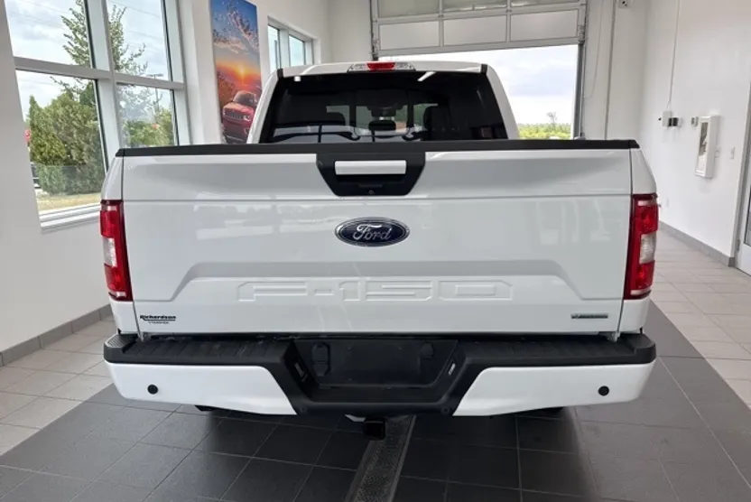 2018 Ford F-150 XLT photo 1