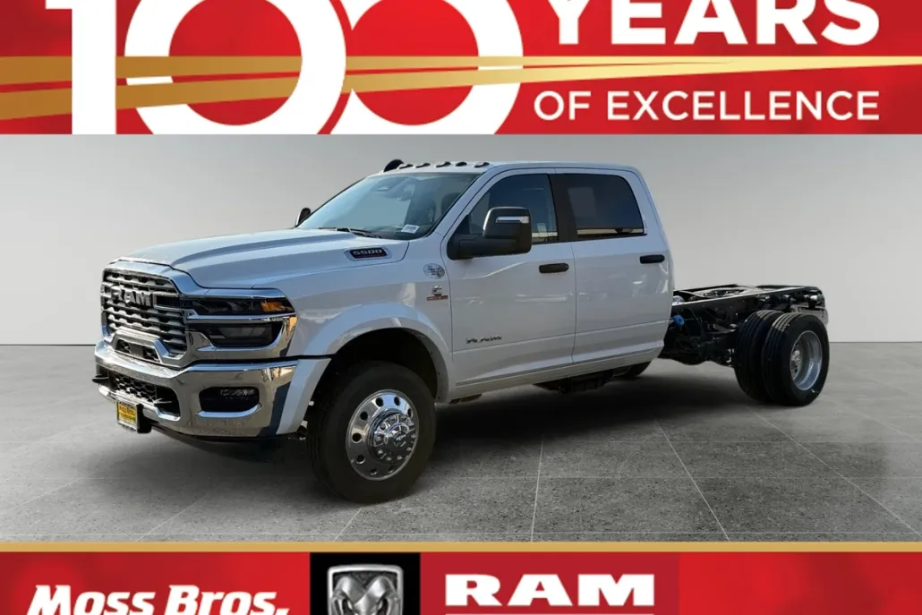 2025 Ram 5500 Tradesman photo 1