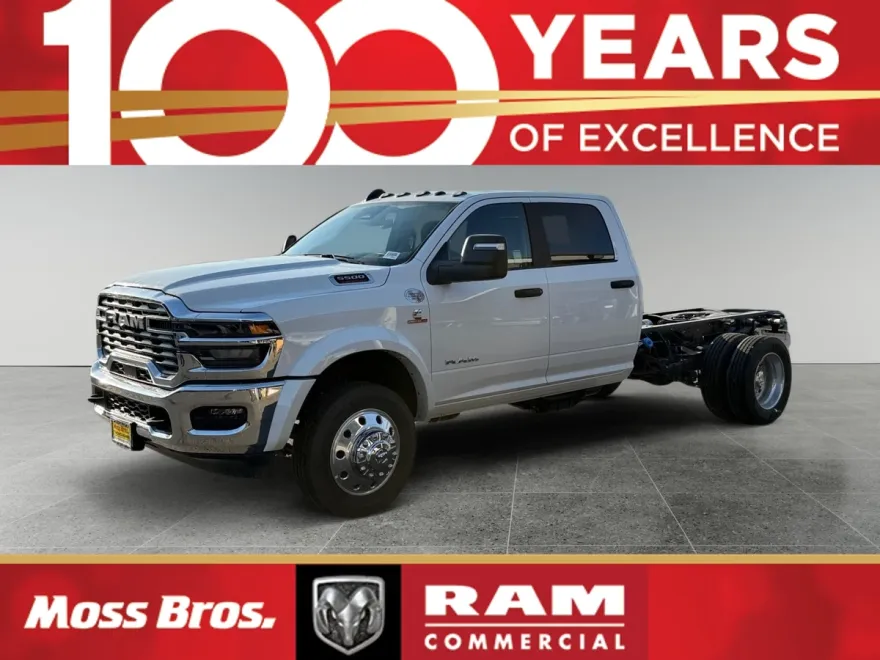 2025 Ram 5500 Tradesman photo 1