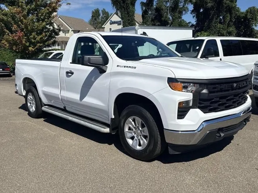 2024 Chevrolet Silverado 1500 photo 1