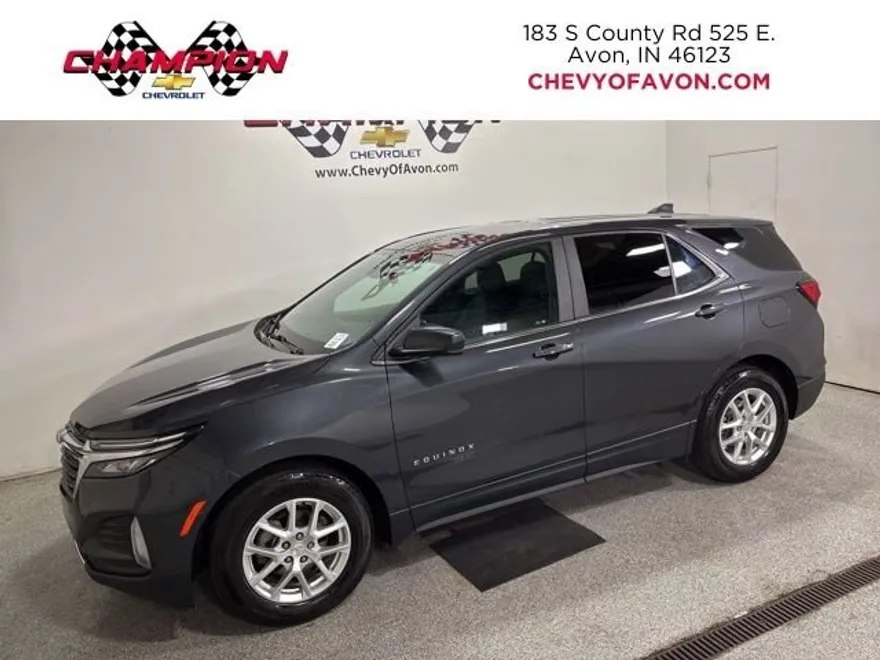2022 Chevrolet Equinox LT photo 1