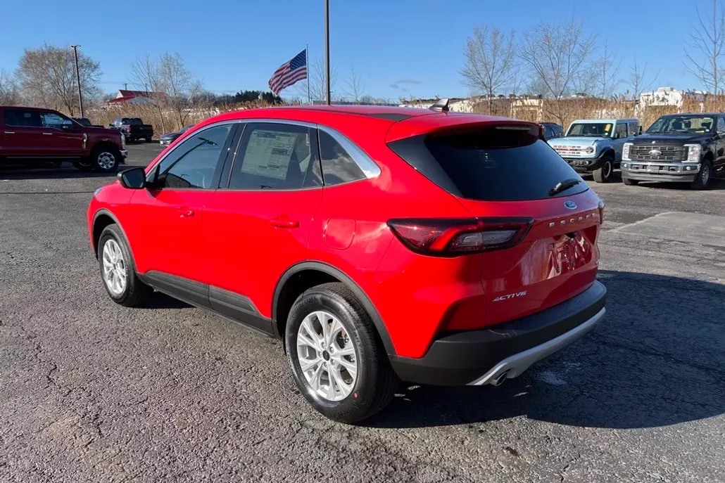 2024 Ford Escape Active photo 1