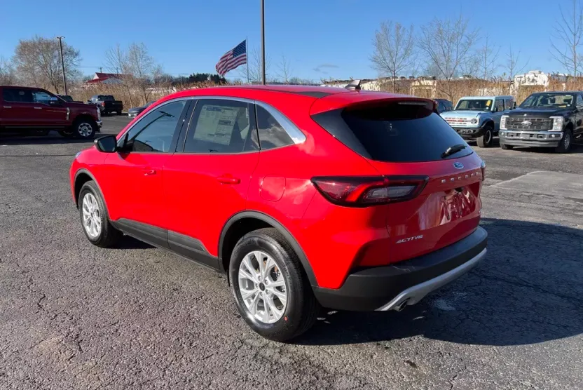 2024 Ford Escape Active photo 1