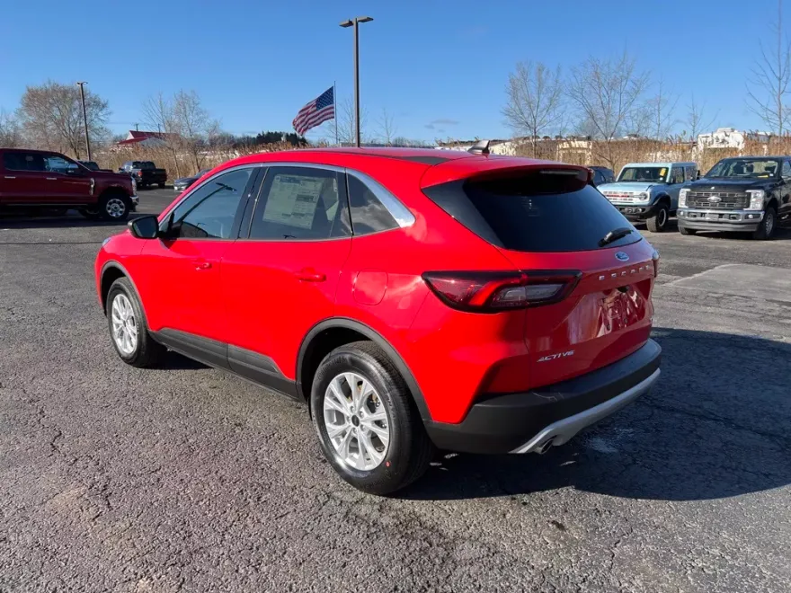 2024 Ford Escape Active photo 1