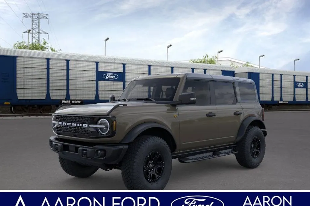 2025 Ford Bronco Badlands photo 1