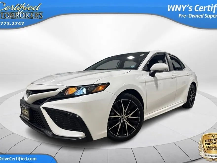 2023 Toyota Camry SE photo 1