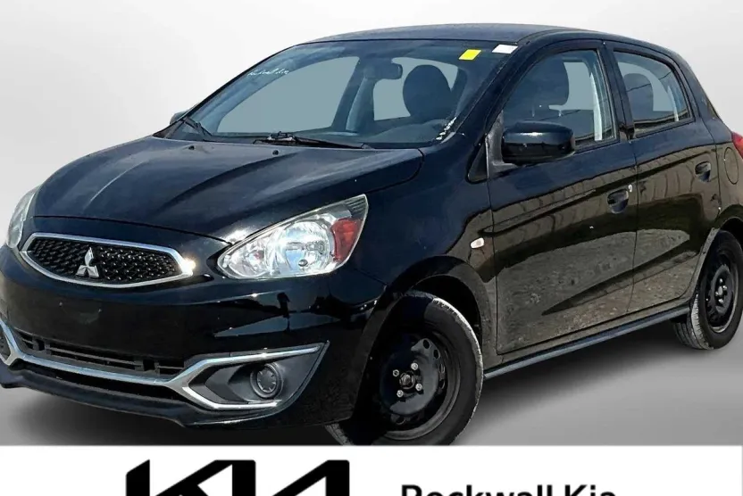 2017 Mitsubishi Mirage ES photo 1