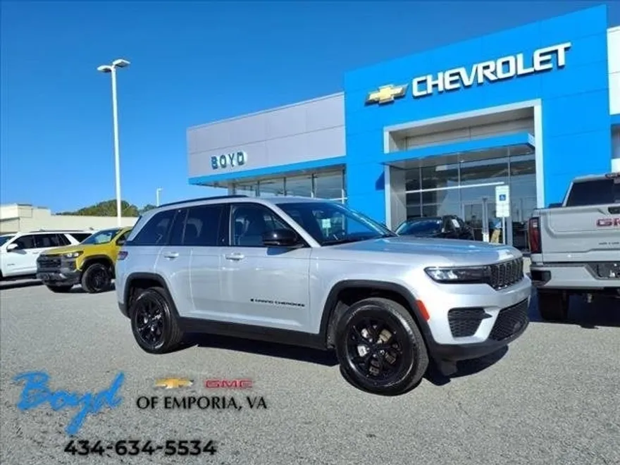 2024 Jeep Grand Cherokee Altitude photo 1