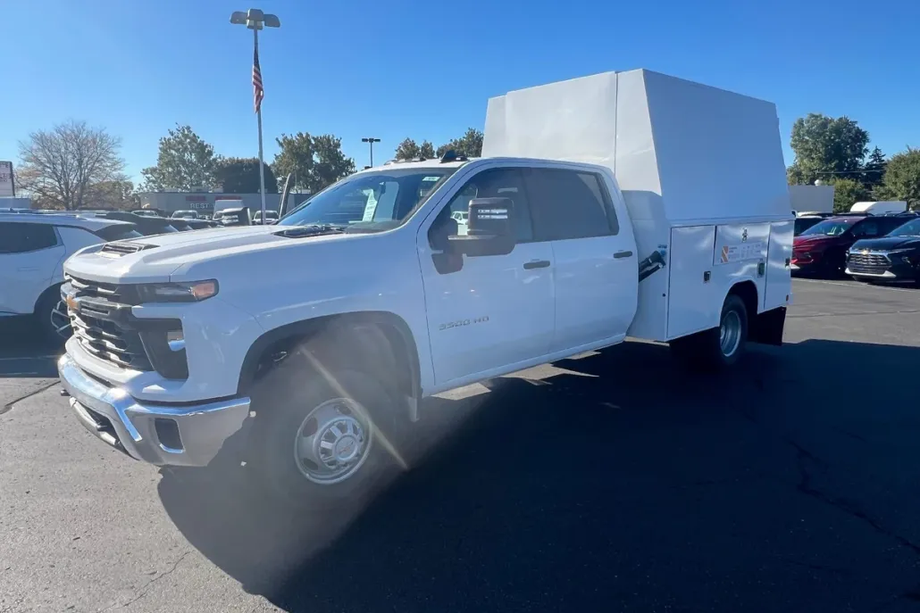 2024 Chevrolet Silverado 3500HD Work Truck photo 1
