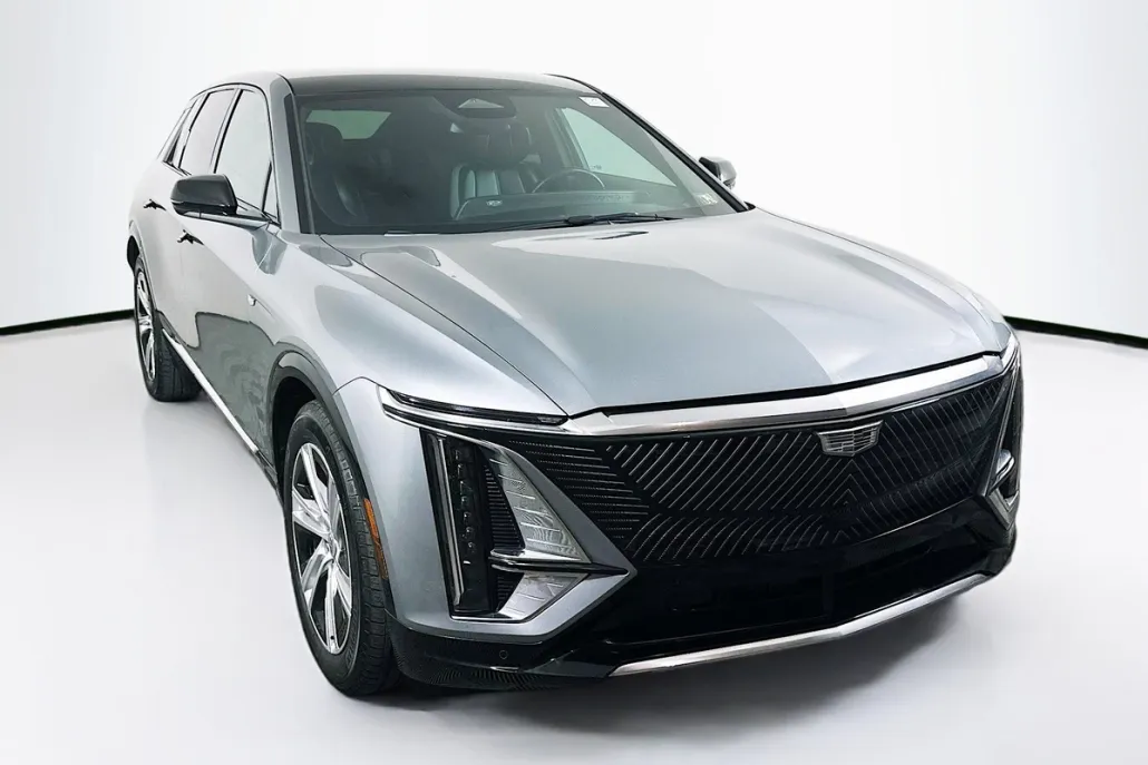 2024 Cadillac Lyriq Tech photo 1