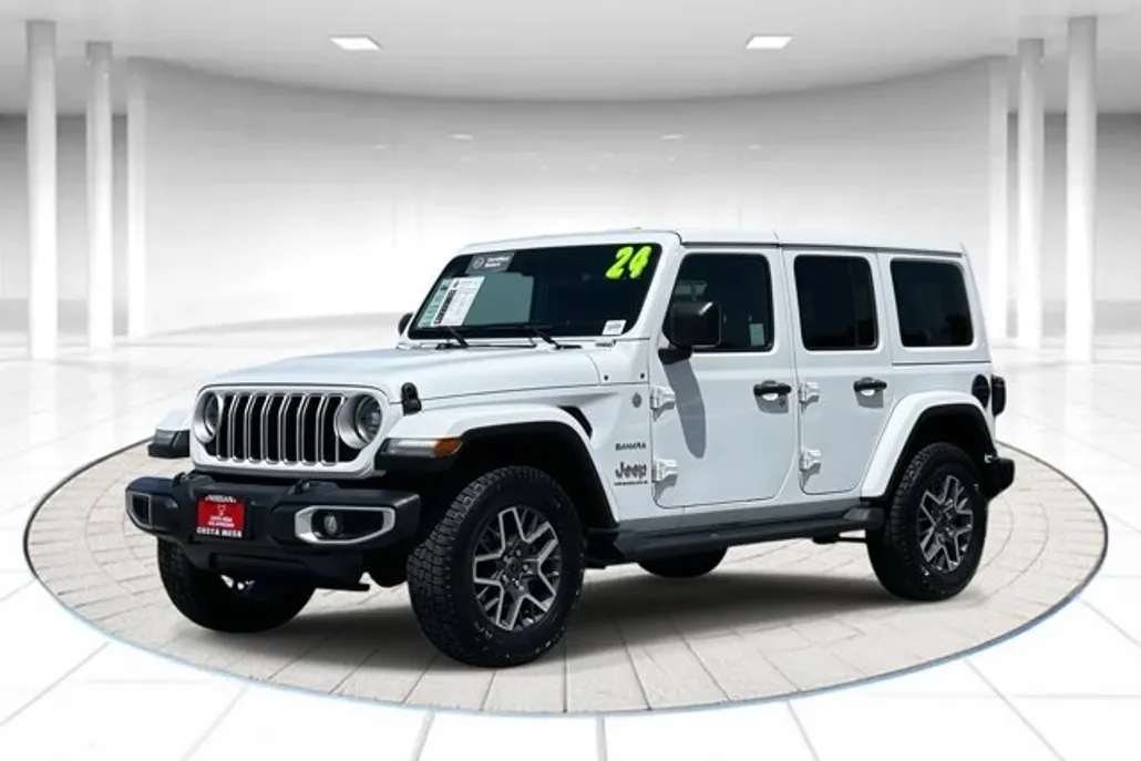 2024 Jeep Wrangler Sahara photo 1