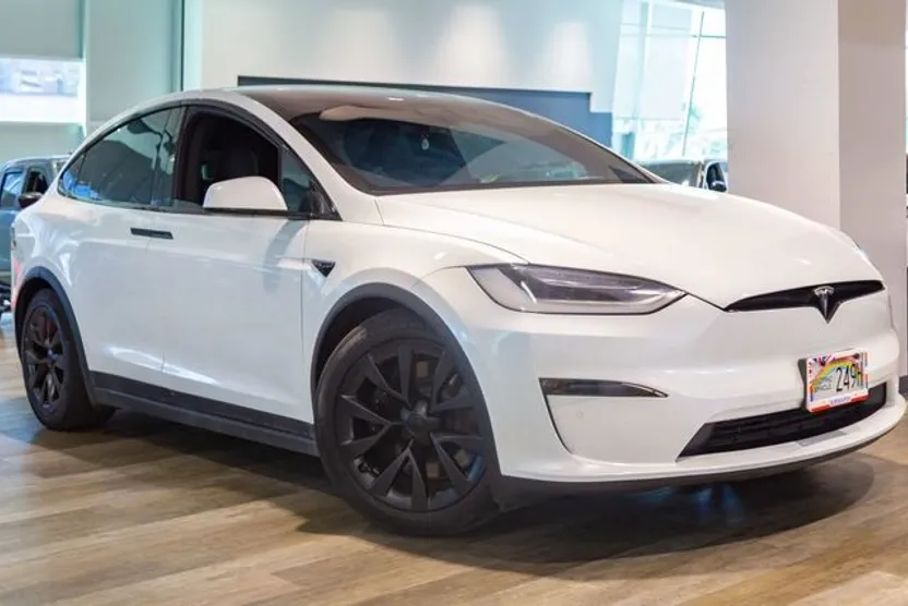 2022 Tesla Model X Long Range photo 1