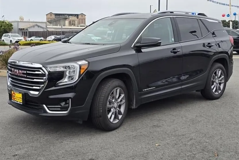 2024 Gmc Terrain SLT photo 1
