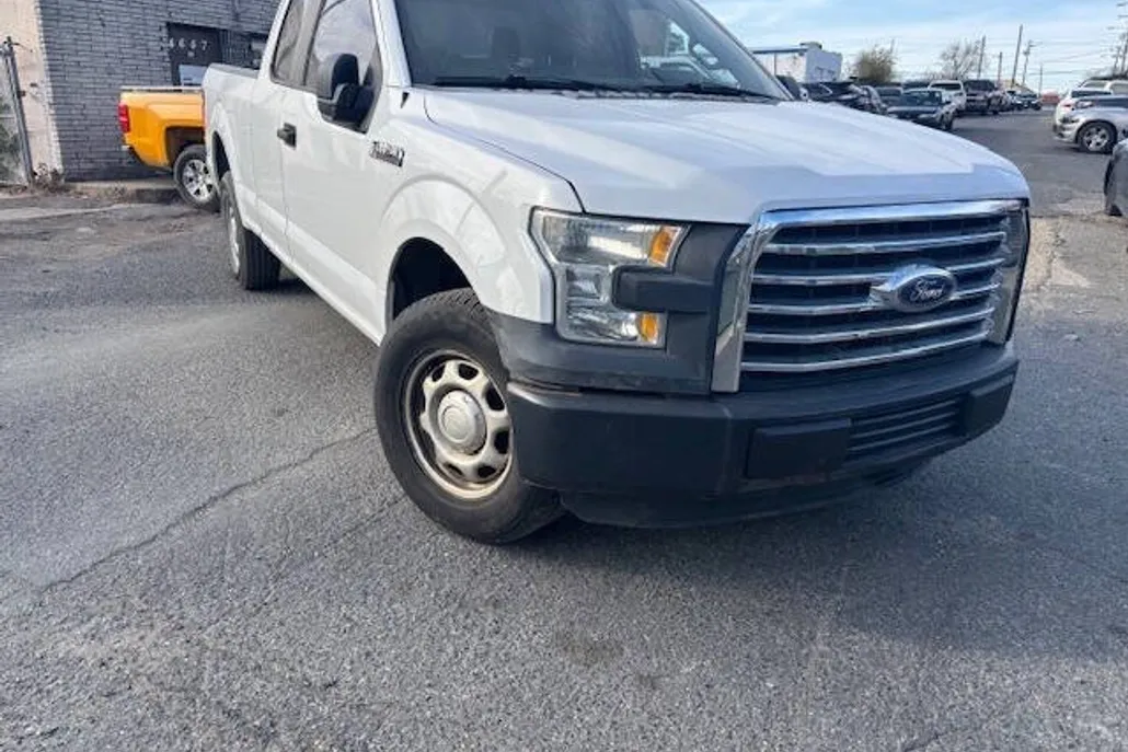 2015 Ford F-150 XL photo 1