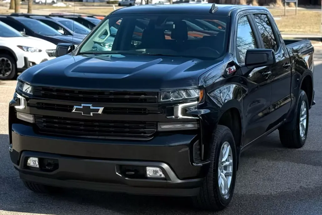 2021 Chevrolet Silverado 1500 RST photo 1