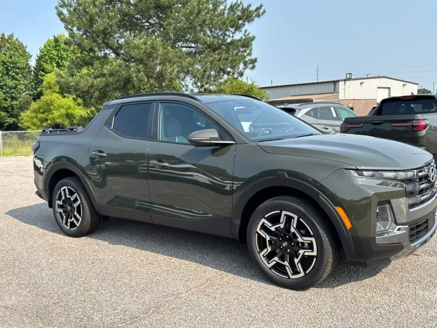 2025 Hyundai Santa Cruz Limited photo 1