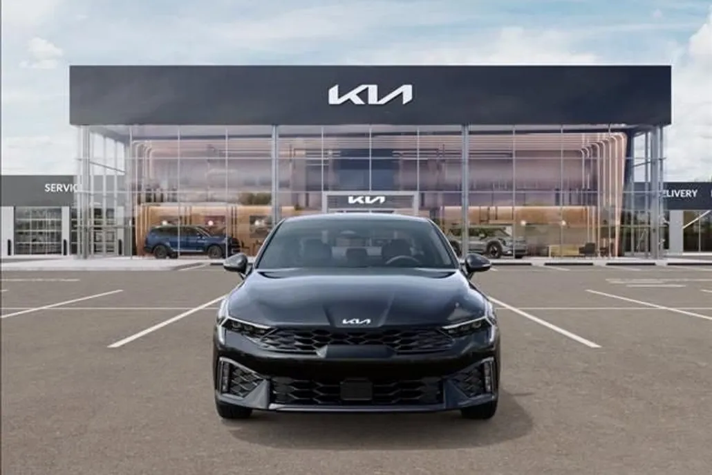 2026 Kia K5 GT-Line photo 1