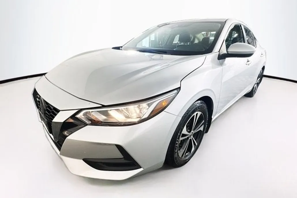2022 Nissan Sentra SV photo 1