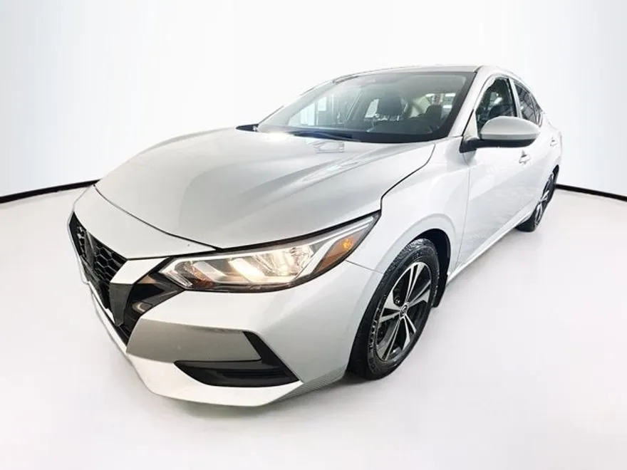 2022 Nissan Sentra SV photo 1