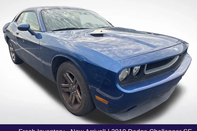 2010 Dodge Challenger SE photo 1