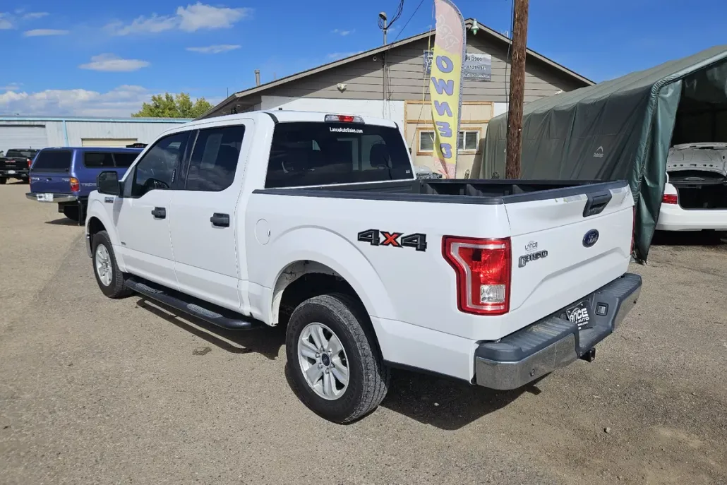 2017 Ford F-150 XLT photo 1
