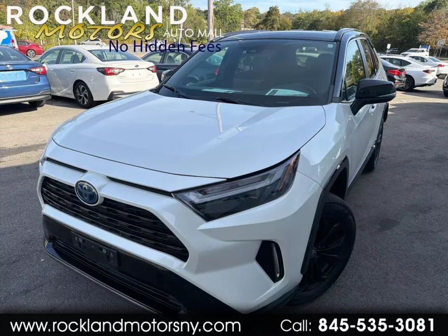 2022 Toyota RAV4 Hybrid XSE photo 1
