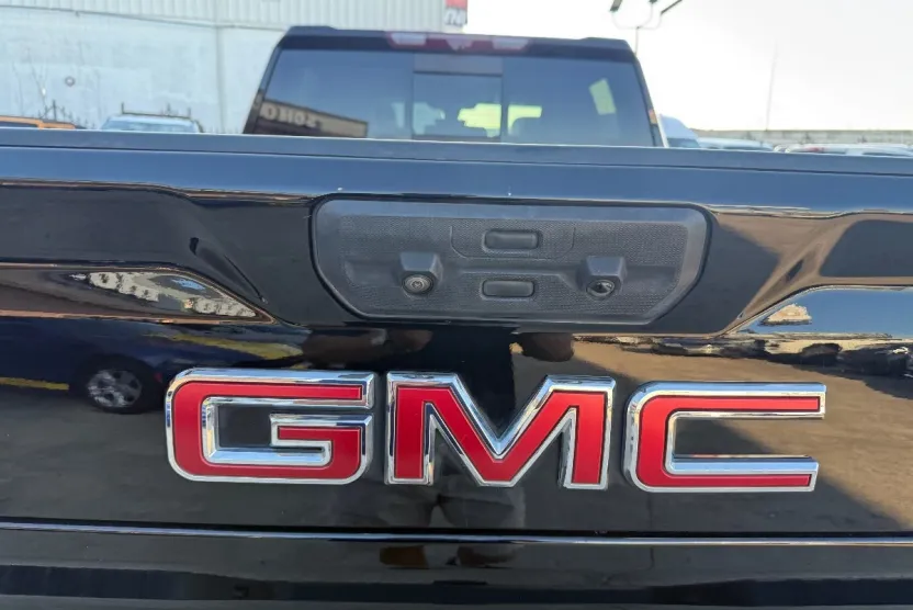 2023 Gmc Sierra HD Denali photo 1