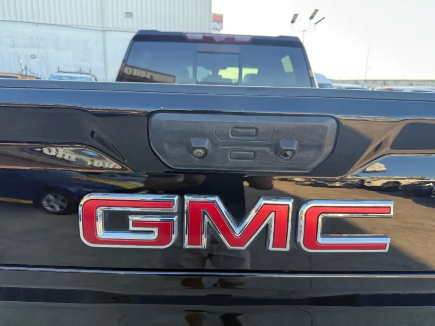 2023 Gmc Sierra HD Denali photo 1