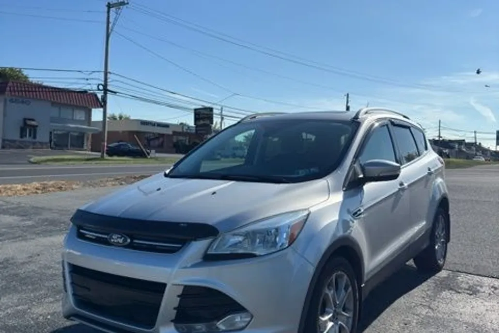2016 Ford Escape Titanium photo 1