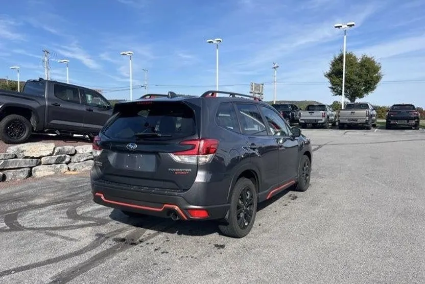 2021 Subaru Forester Sport photo 1