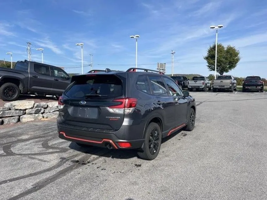 2021 Subaru Forester Sport photo 1