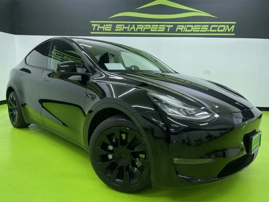 2021 Tesla Model Y Long Range photo 1