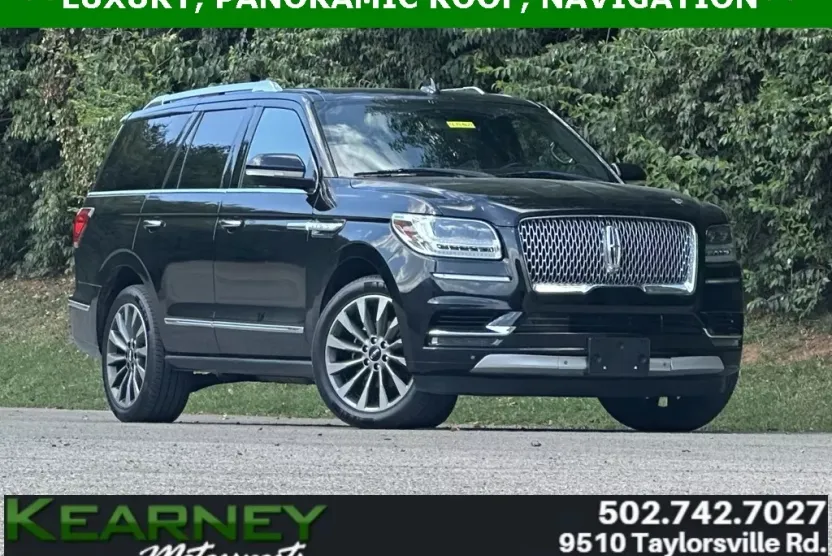 2018 Lincoln Navigator Select photo 1